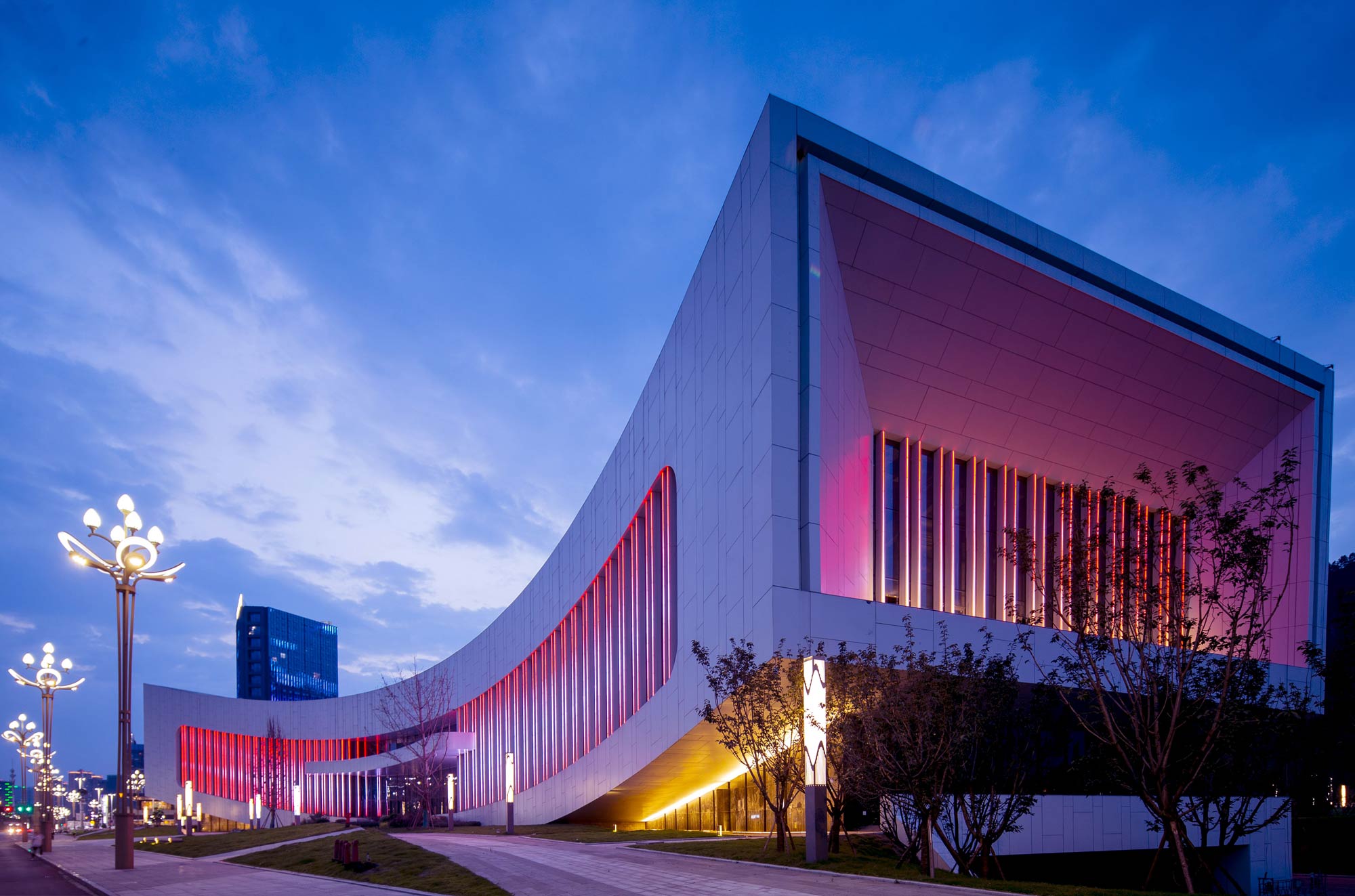 9f945ad4ca7abea57371087894ea38f0