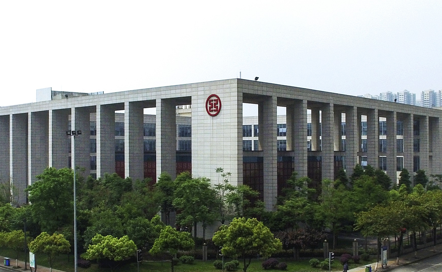 f09bde0b82568ef2faed228c76b4c750